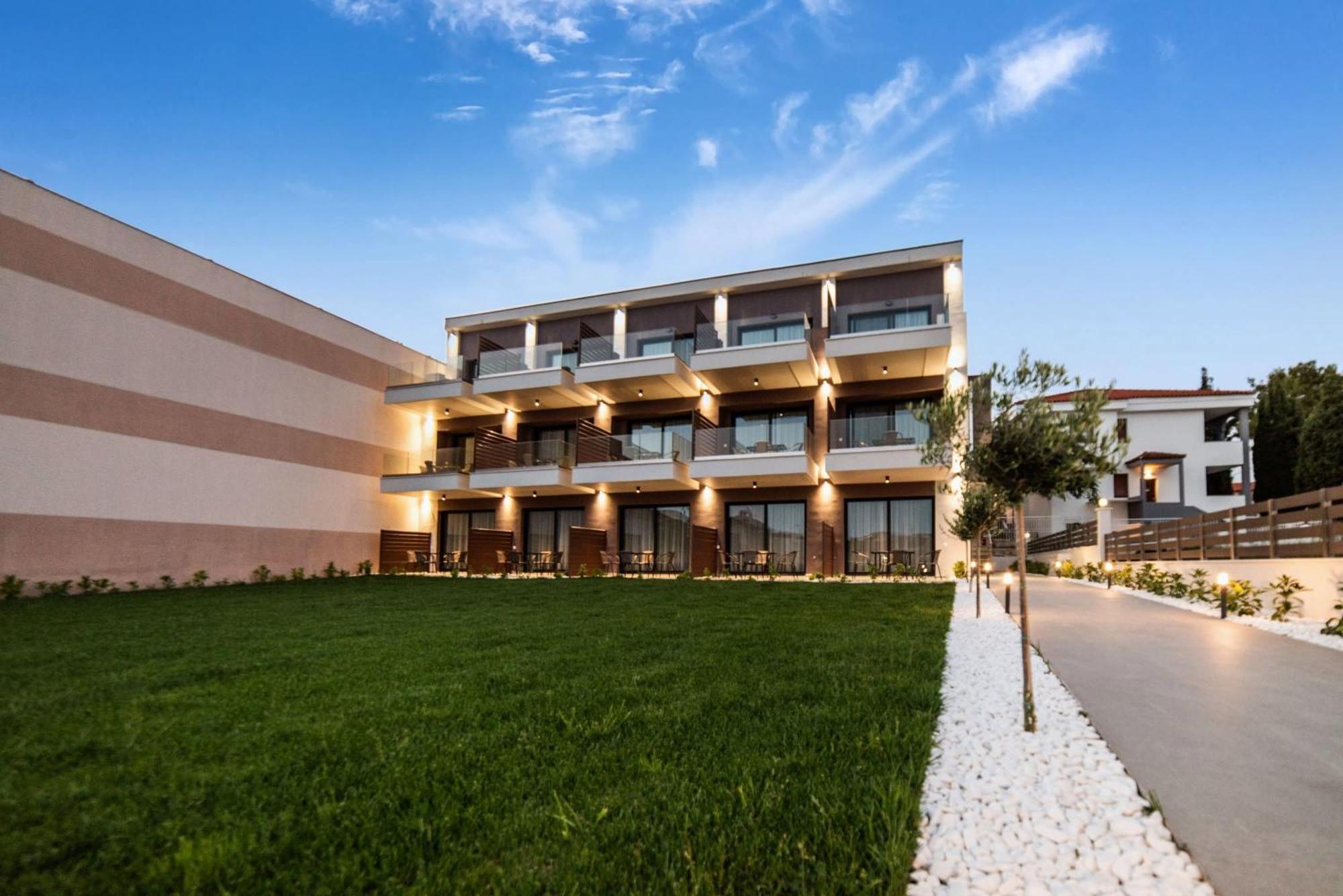 Sithonian Sunset Luxury - Nikiti Cozy Getaways Aparthotel Exterior foto