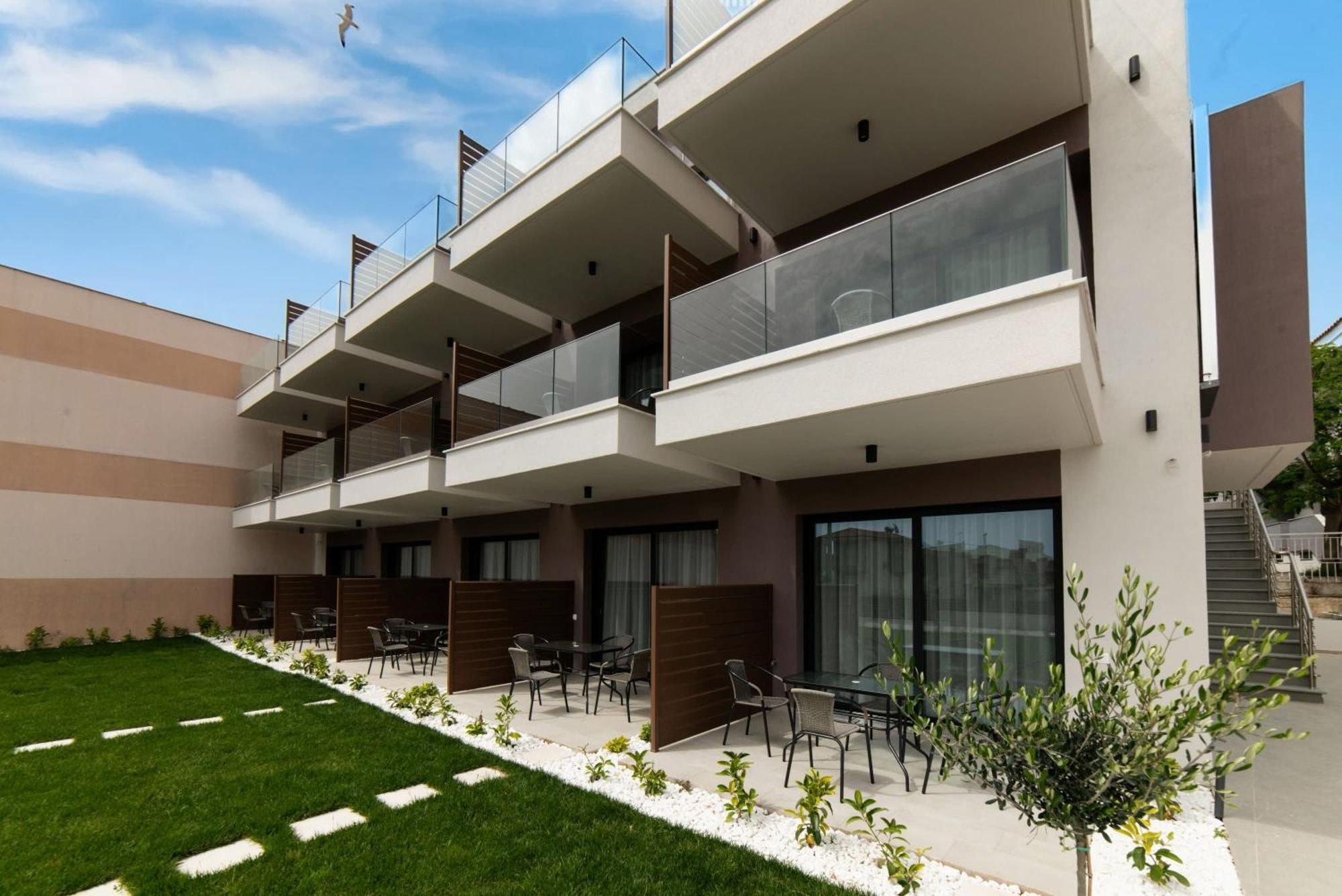 Sithonian Sunset Luxury - Nikiti Cozy Getaways Aparthotel Exterior foto